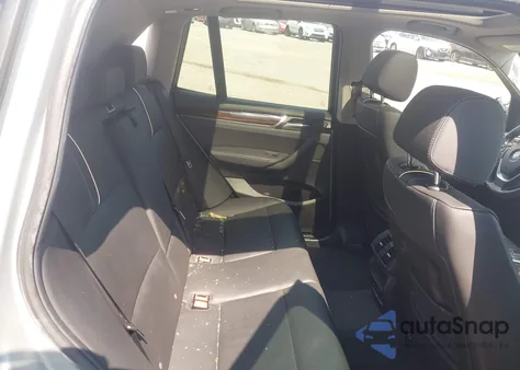 2017 BMW X3 xDrive28I z USA, uszkodzony, nr VIN 5UXWX9C31H0T22382